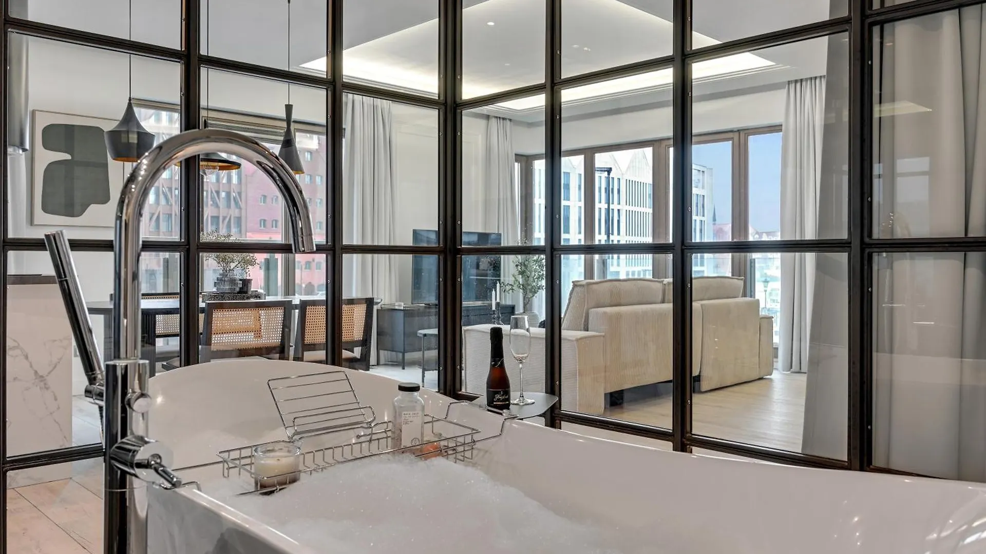 Waterlane River View Premium Spa, Pool & Gym By Downtown Apartments Gdansk 0*,