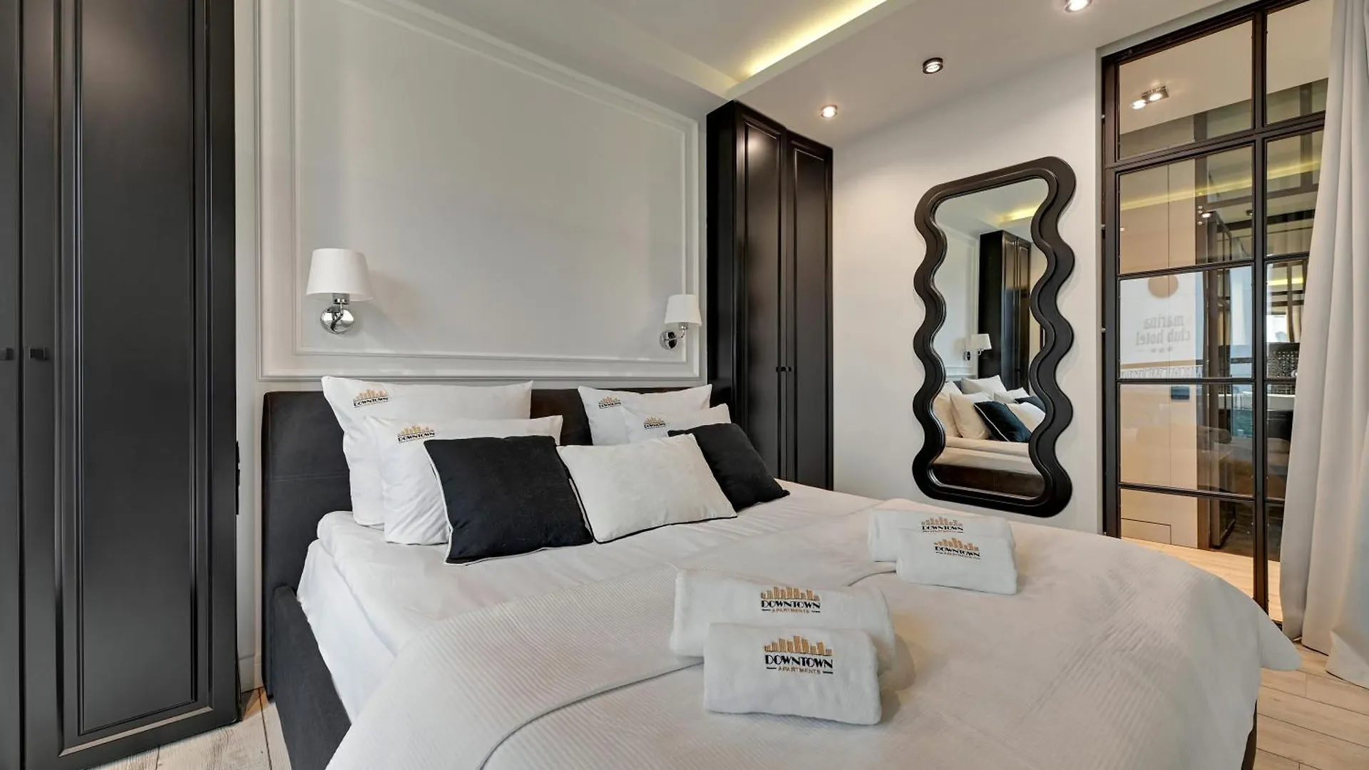 Waterlane River View Premium Spa, Pool & Gym By Downtown Apartments Gdansk